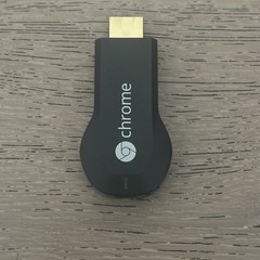 Google Chromecast H2G2-42 Media Streaming Hdmi Tested Chrome Cast