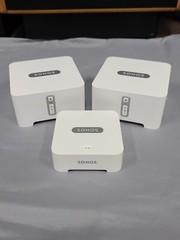Multi-Room Home Audio Bundle: 2x Sonos Connect + Sonos Bridge AND cords!