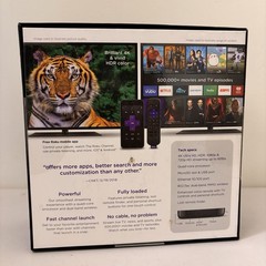 Roku 4670RW Ultra 4K/HD/HDR Streaming Media Player JBL Headphones