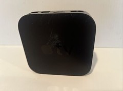 Apple TV (2nd Generation) 8GB Media Streamer – A1378