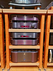 Moon by Simaudio 780D V2 Reference Streaming DAC