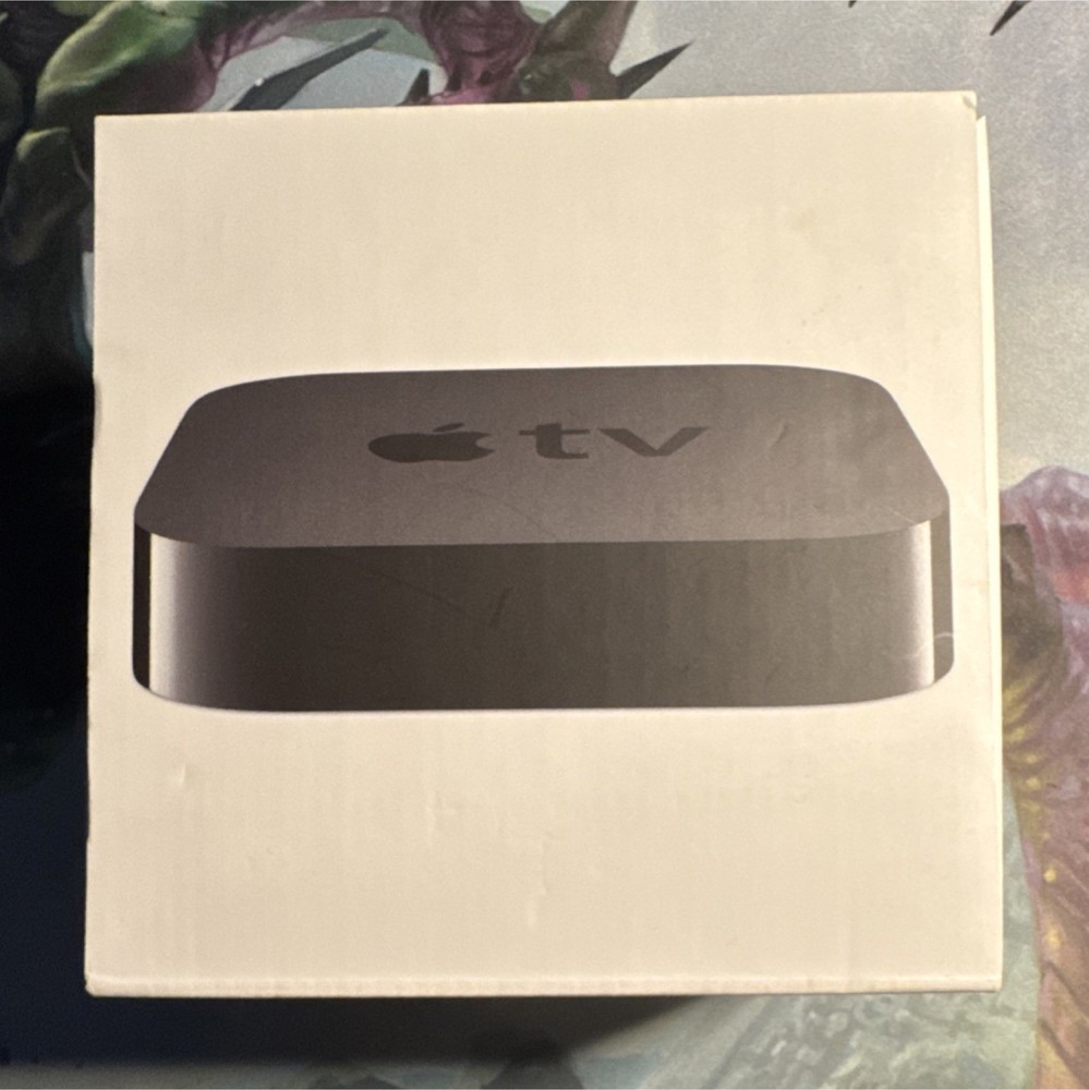 Apple TV Digital HD Media Streamer A1469 MD199LL/A, Wi-Fi, HDMI, 1080p, Remote
