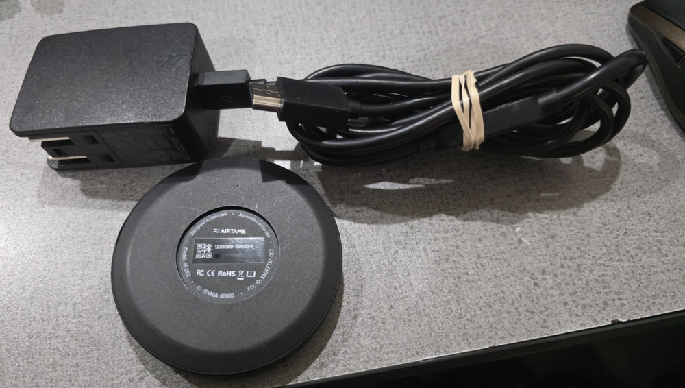 Airtame 2 AT-DG2 Wireless HDMI Receiver 1080p With power supply and cable