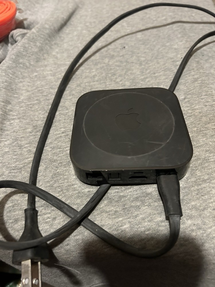 Apple TV 3rd Gen 1080p FHD – Black (MD199LL/A) A1469