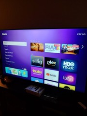 Roku Premiere 4K HDR Streaming Media Player with HDMI Cable & Remote – CIB