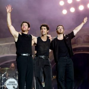 Jonas Brothers debutan en el mundo del podcast