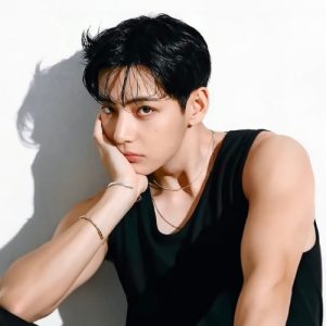 V de BTS habla por primera vez sobre su problema de audición